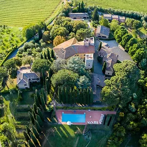 https://villa-la-torre-alle-tolfe.it-tuscanyhotel.com